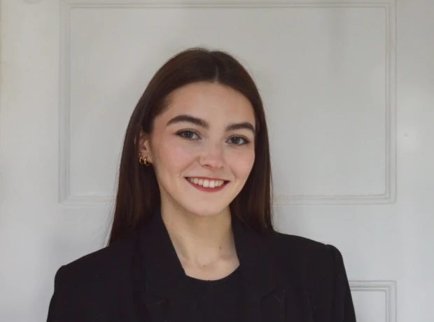 Portrait de Alexia Marcinno, Rédactrice web chez GNUT 06